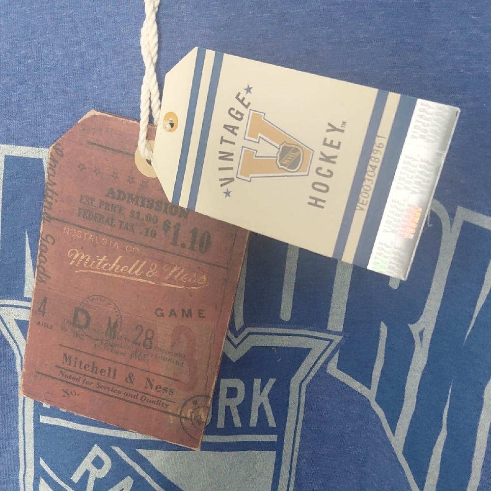Mitchell & Ness New York Rangers Blue Raglan Shirt - Picture 8 of 8